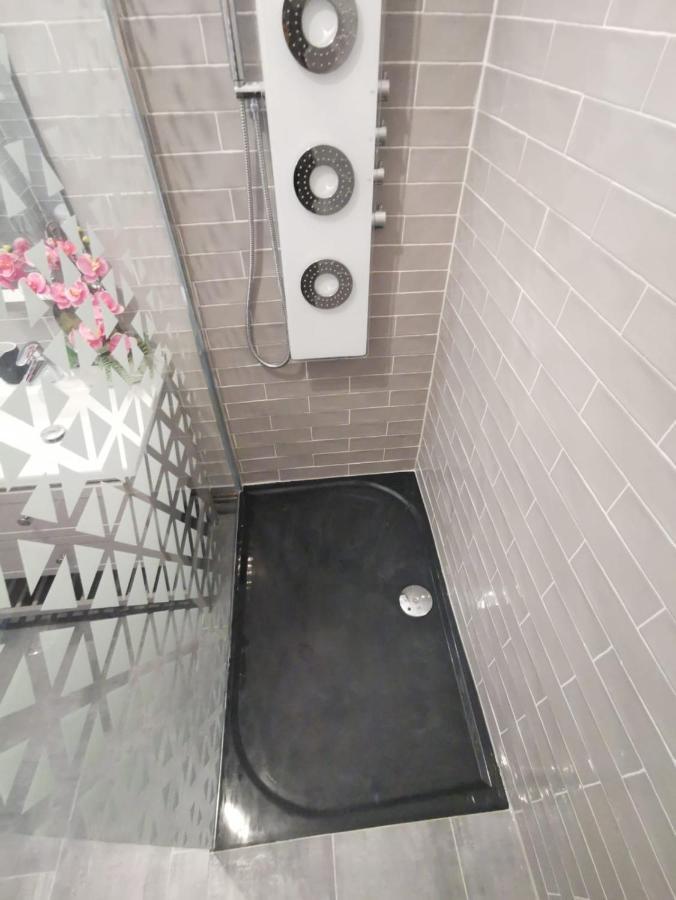 Appartement Pres De La Gare Rer C-Spacieux 4 Pieces Étampes Exteriör bild